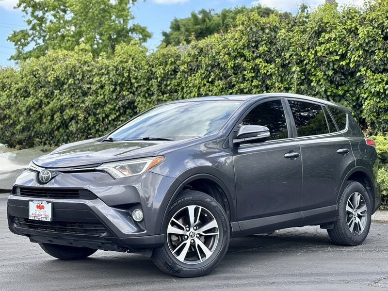 2018 Toyota RAV4 XLE   - Photo 1 - San Jose, CA 95126