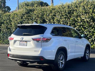 2014 Toyota Highlander XLE   - Photo 7 - San Jose, CA 95126