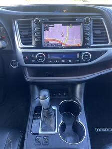 2014 Toyota Highlander XLE   - Photo 10 - San Jose, CA 95126