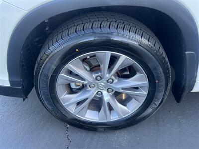 2014 Toyota Highlander XLE   - Photo 21 - San Jose, CA 95126