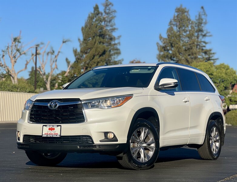 2014 Toyota Highlander XLE  
