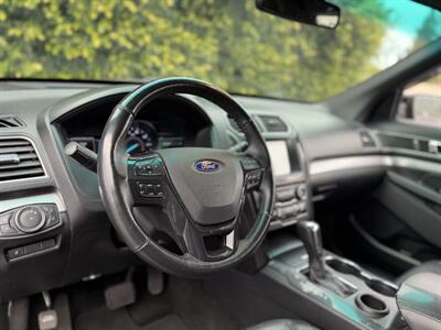 2017 Ford Explorer XLT   - Photo 9 - San Jose, CA 95126