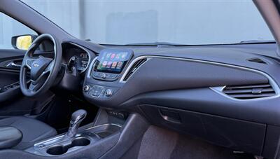 2022 Chevrolet Malibu LT   - Photo 13 - San Jose, CA 95126
