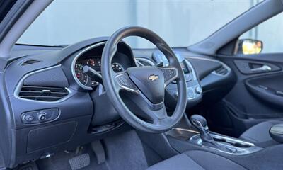 2022 Chevrolet Malibu LT   - Photo 9 - San Jose, CA 95126