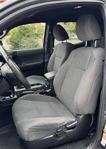 2019 Toyota Tacoma TRD Sport   - Photo 12 - San Jose, CA 95126