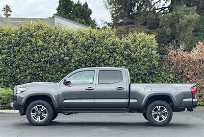 2019 Toyota Tacoma TRD Sport   - Photo 2 - San Jose, CA 95126