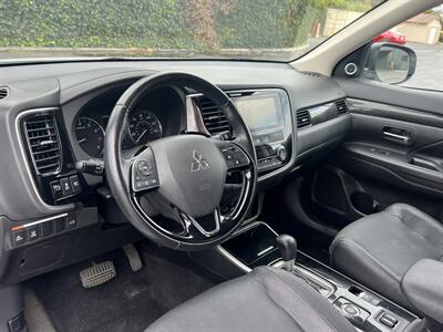 2017 Mitsubishi Outlander SEL   - Photo 9 - San Jose, CA 95126