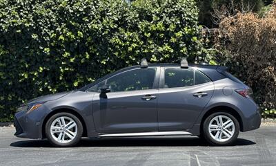 2021 Toyota Corolla Hatchback SE   - Photo 2 - San Jose, CA 95126