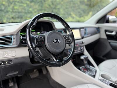 2019 Kia Niro Plug-In Hybrid EX Premium   - Photo 9 - San Jose, CA 95126