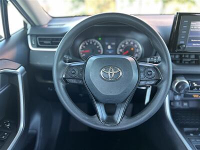 2019 Toyota RAV4 LE   - Photo 15 - San Jose, CA 95126