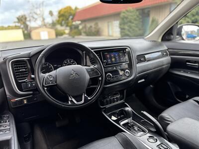 2018 Mitsubishi Outlander SEL   - Photo 9 - San Jose, CA 95126