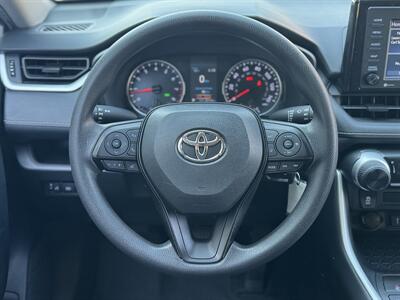 2021 Toyota RAV4 LE   - Photo 5 - San Jose, CA 95126