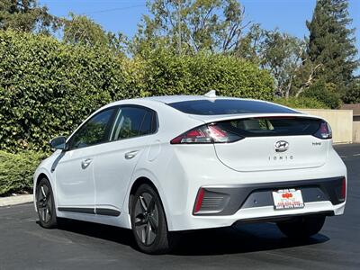 2020 Hyundai IONIQ Hybrid Limited   - Photo 3 - San Jose, CA 95126