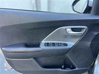 2022 Kia Niro LX   - Photo 19 - San Jose, CA 95126