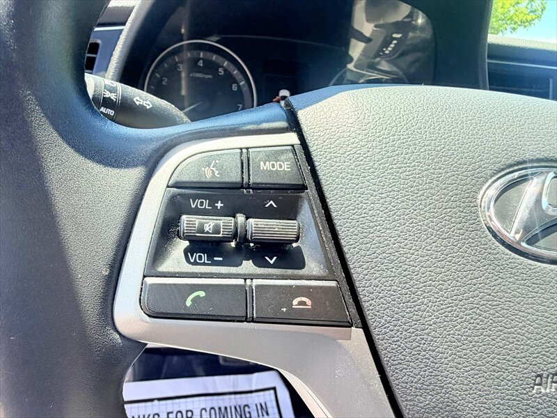 2017 Hyundai ELANTRA SE - Photo 11 - Orangevale, CA 95662