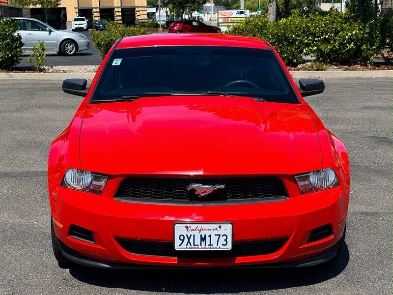 2011 Ford Mustang V6 - Photo 2 - Orangevale, CA 95662