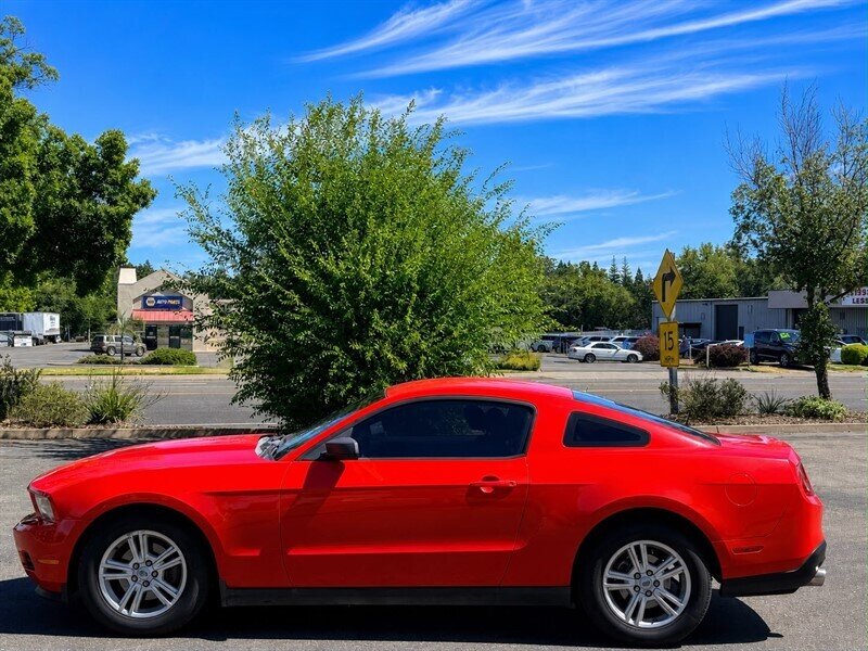 2011 Ford Mustang V6 - Photo 8 - Orangevale, CA 95662