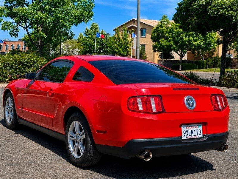 2011 Ford Mustang V6 - Photo 4 - Orangevale, CA 95662