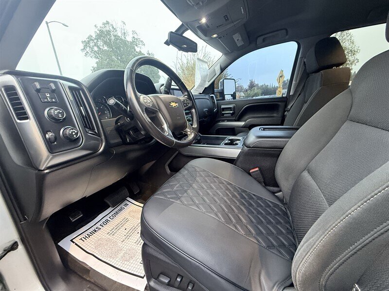 2017 Chevrolet Silverado 1500 LT - Photo 10 - Orangevale, CA 95662