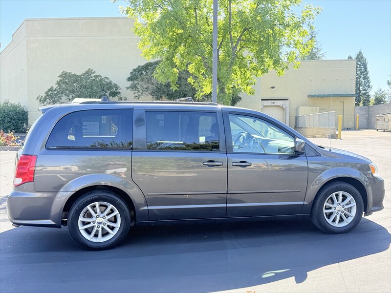 2016 Dodge Grand Caravan SXT - Photo 4 - Orangevale, CA 95662