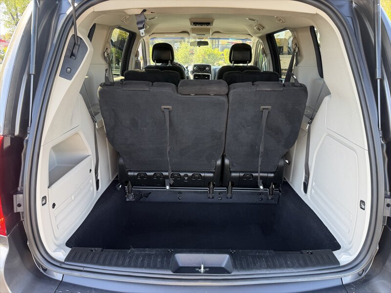 2016 Dodge Grand Caravan SXT - Photo 18 - Orangevale, CA 95662