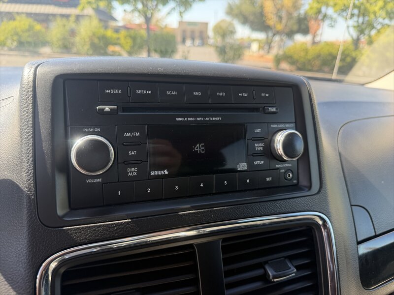 2016 Dodge Grand Caravan SXT - Photo 16 - Orangevale, CA 95662