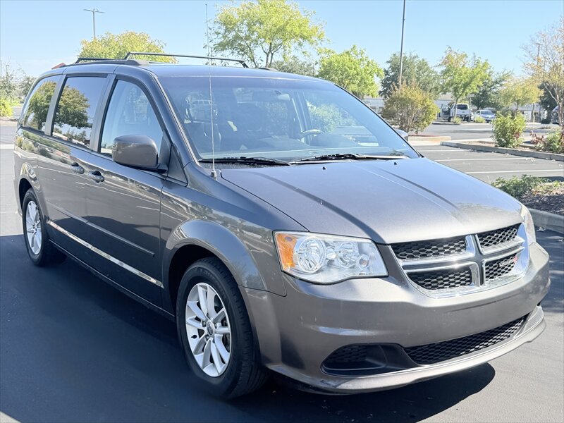 2016 Dodge Grand Caravan SXT - Photo 3 - Orangevale, CA 95662