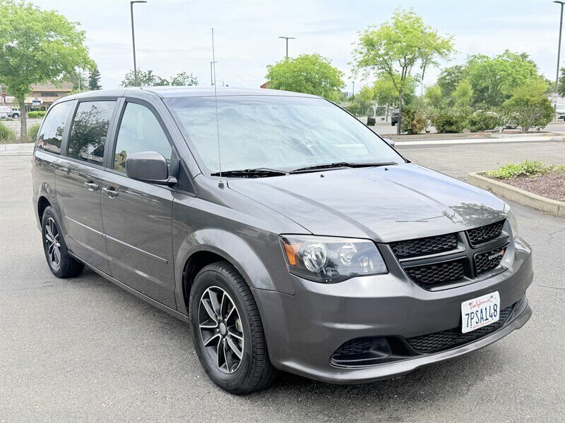 2016 Dodge Grand Caravan American Value Package - Photo 3 - Orangevale, CA 95662