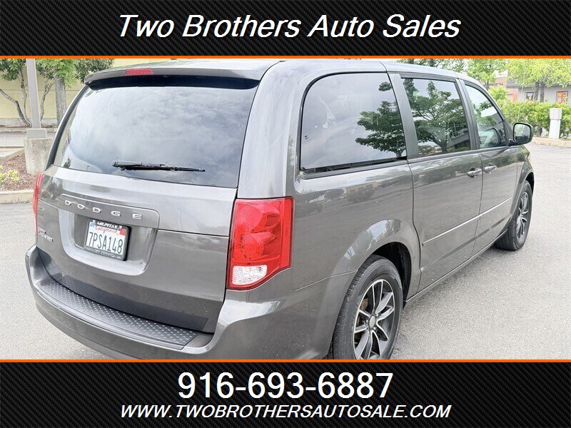 2016 Dodge Grand Caravan American Value Package - Photo 5 - Orangevale, CA 95662
