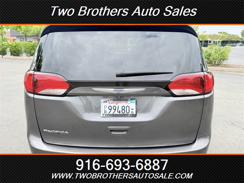 2019 Chrysler Pacifica Touring L - Photo 6 - Orangevale, CA 95662