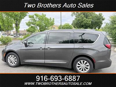 2019 Chrysler Pacifica Touring L - Photo 8 - Orangevale, CA 95662