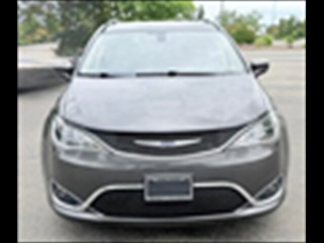 2019 Chrysler Pacifica Touring L - Photo 2 - Orangevale, CA 95662