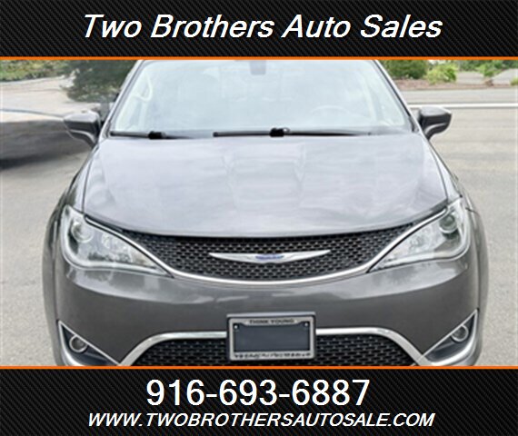 2019 Chrysler Pacifica Touring L - Photo 2 - Orangevale, CA 95662