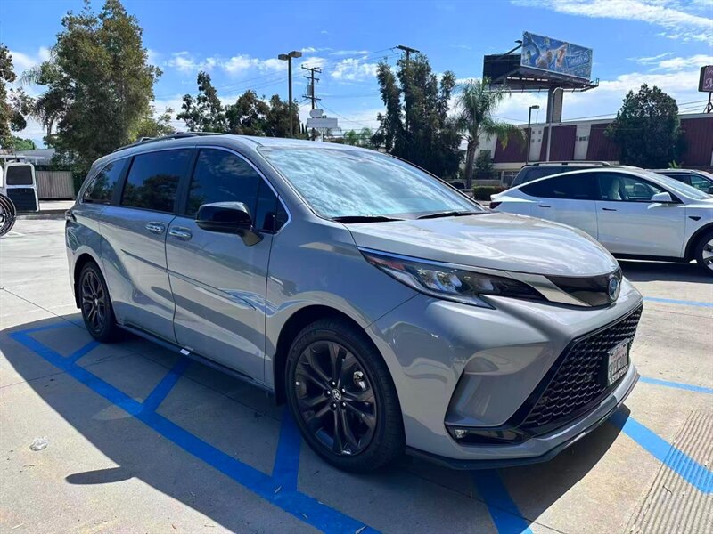 2024 Toyota Sienna XSE 7-Passenger - Photo 1 - Baldwin Park, CA 91706