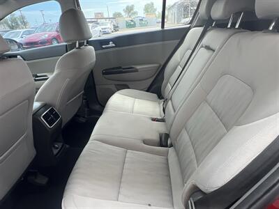2019 Kia Sportage LX - Photo 6 - Phoenix, AZ 85009