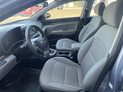 2017 Hyundai ELANTRA SE - Photo 5 - Phoenix, AZ 85009