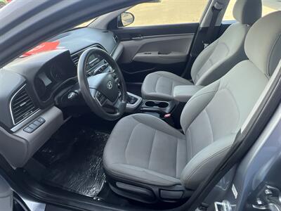 2017 Hyundai ELANTRA SE - Photo 5 - Phoenix, AZ 85009
