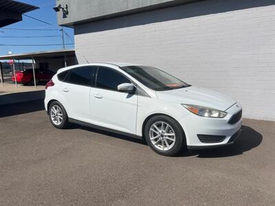 2016 Ford Focus SE   - Photo 2 - Phoenix, AZ 85009