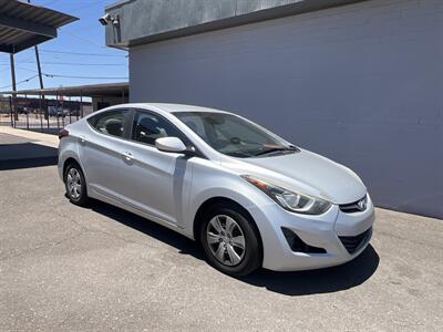 2016 Hyundai Elantra SE   - Photo 2 - Phoenix, AZ 85009