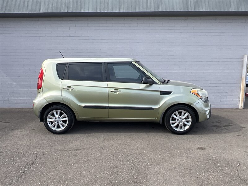 2013 Kia Soul +   - Photo 1 - Phoenix, AZ 85009