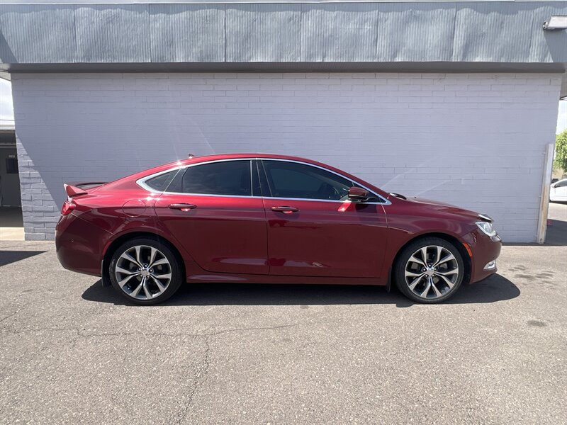 2015 Chrysler 200 Series C  