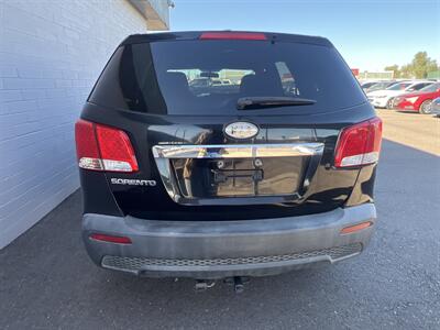 2011 Kia Sorento   - Photo 4 - Phoenix, AZ 85009
