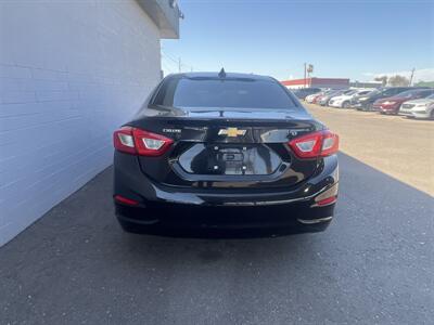 2018 Chevrolet Cruze LT Auto - Photo 4 - Phoenix, AZ 85009