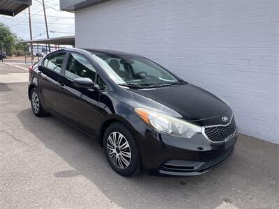 2016 Kia Forte LX - Photo 2 - Phoenix, AZ 85009