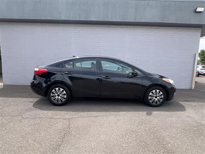 2016 Kia Forte LX Sedan