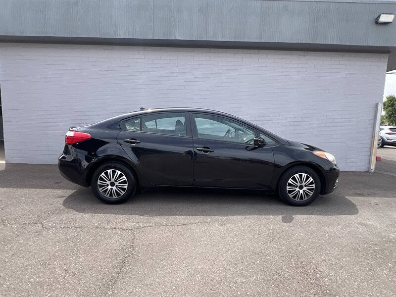 2016 Kia Forte LX   - Photo 1 - Phoenix, AZ 85009