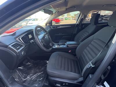 2017 Ford Fusion SE   - Photo 5 - Phoenix, AZ 85009
