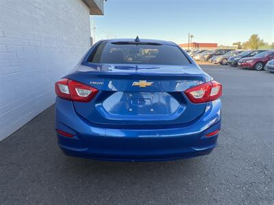 2017 Chevrolet Cruze LT Auto   - Photo 4 - Phoenix, AZ 85009