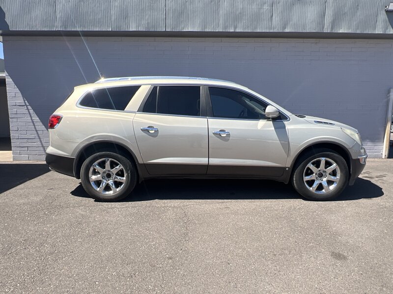 2008 Buick Enclave CXL   - Photo 1 - Phoenix, AZ 85009