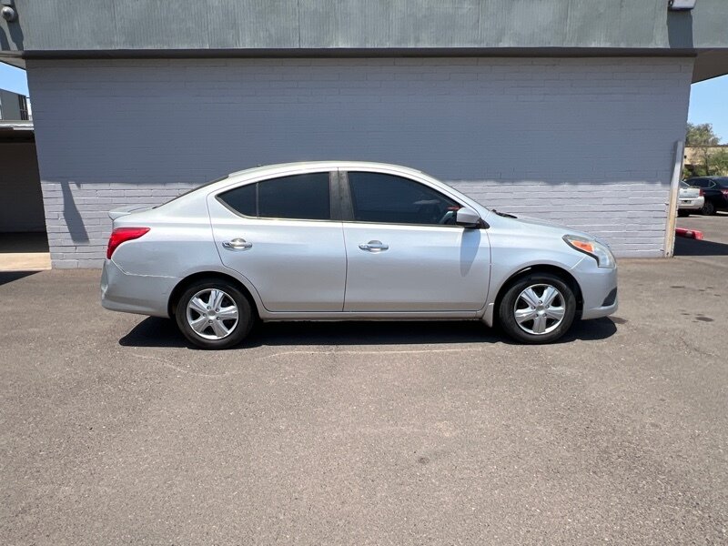 2015 Nissan Versa 1.6 SV - Photo 1 - Phoenix, AZ 85009